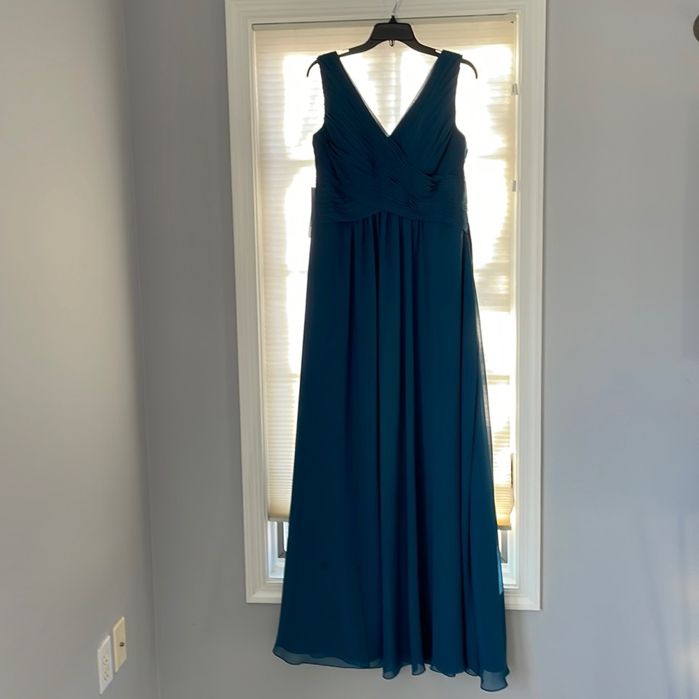 floor length gown